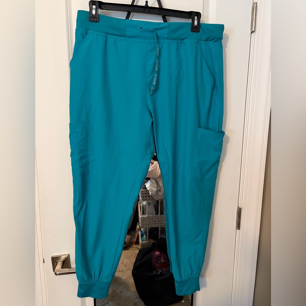 Med Couture Women’s Teal Scrub Pant Jogger XL